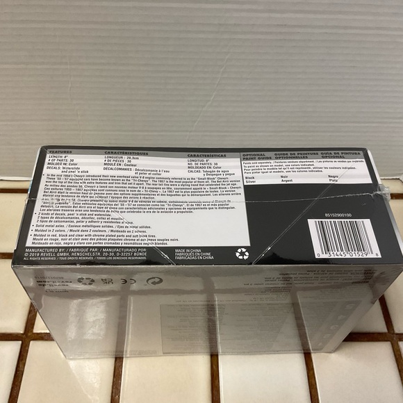 Revell '57 Chevy Bel Air Model Kit - Picture 4 of 5